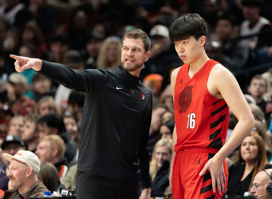 场均6.9分钟也珍惜！从CBA到NBA 杨瀚森回顾开拓者第一年：全新的比赛，慢慢提高自己